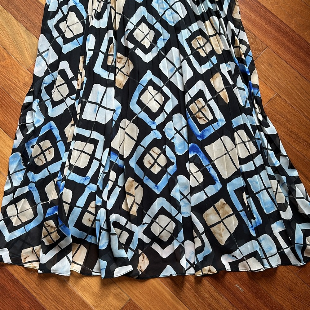Anthropologie Blue Geometric Maxi Halter Dress with Pleated Skirt, size 2 - Picture 7 of 15